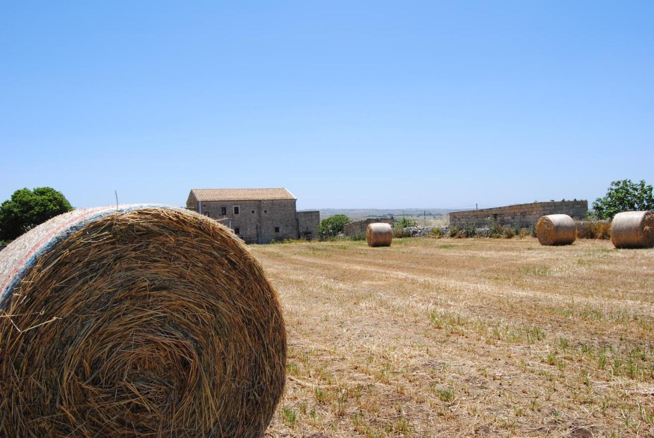 Casale Clemente Beb Bed & Breakfast Ragusa Exterior photo